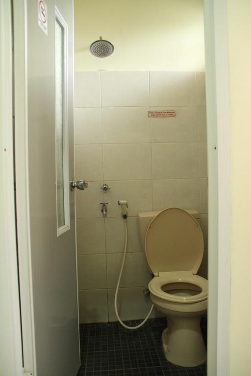 Guest House Rumah Wahidin Syariah Probolinggo Luaran gambar