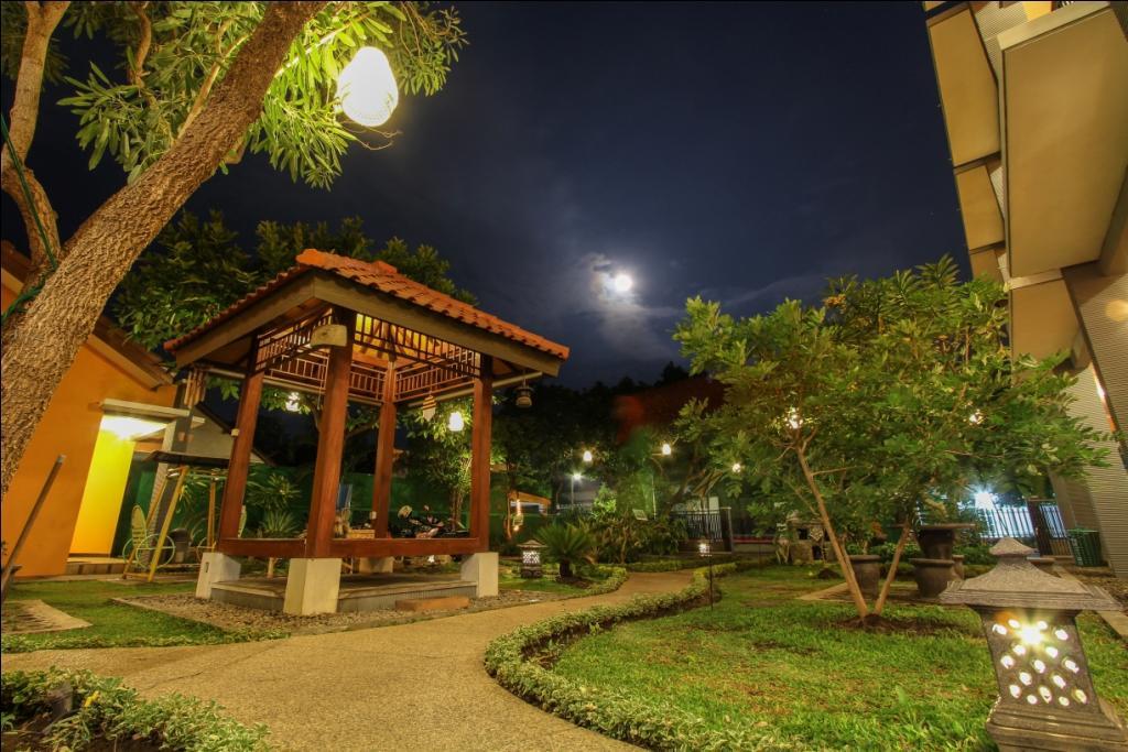 Guest House Rumah Wahidin Syariah Probolinggo Luaran gambar