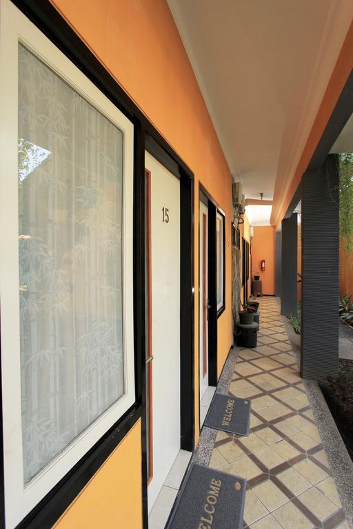 Guest House Rumah Wahidin Syariah Probolinggo Luaran gambar
