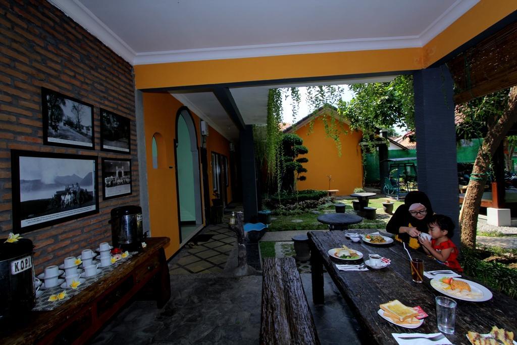 Guest House Rumah Wahidin Syariah Probolinggo Luaran gambar