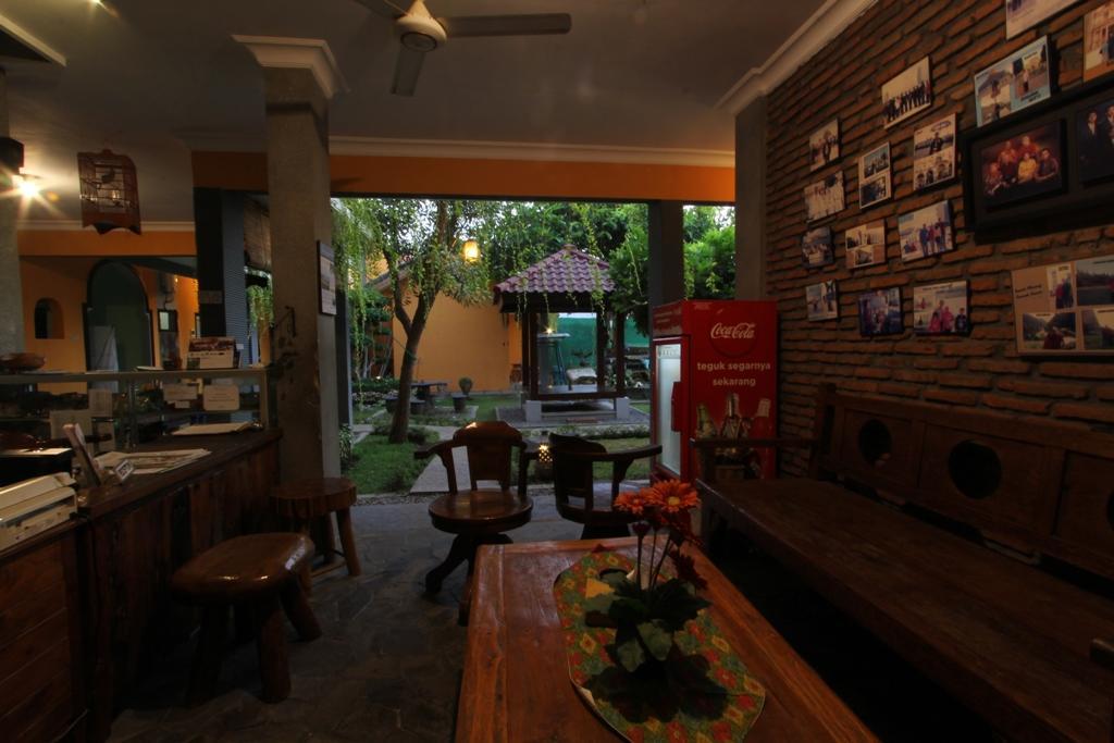Guest House Rumah Wahidin Syariah Probolinggo Luaran gambar